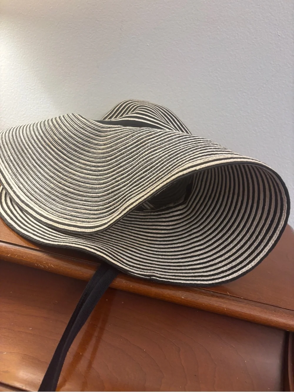 Eric Javits Black White Striped Wide Brim Squishee Sun Hat One Size Packable - Picture 14 of 16